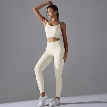 Quick dry two piece fitness set