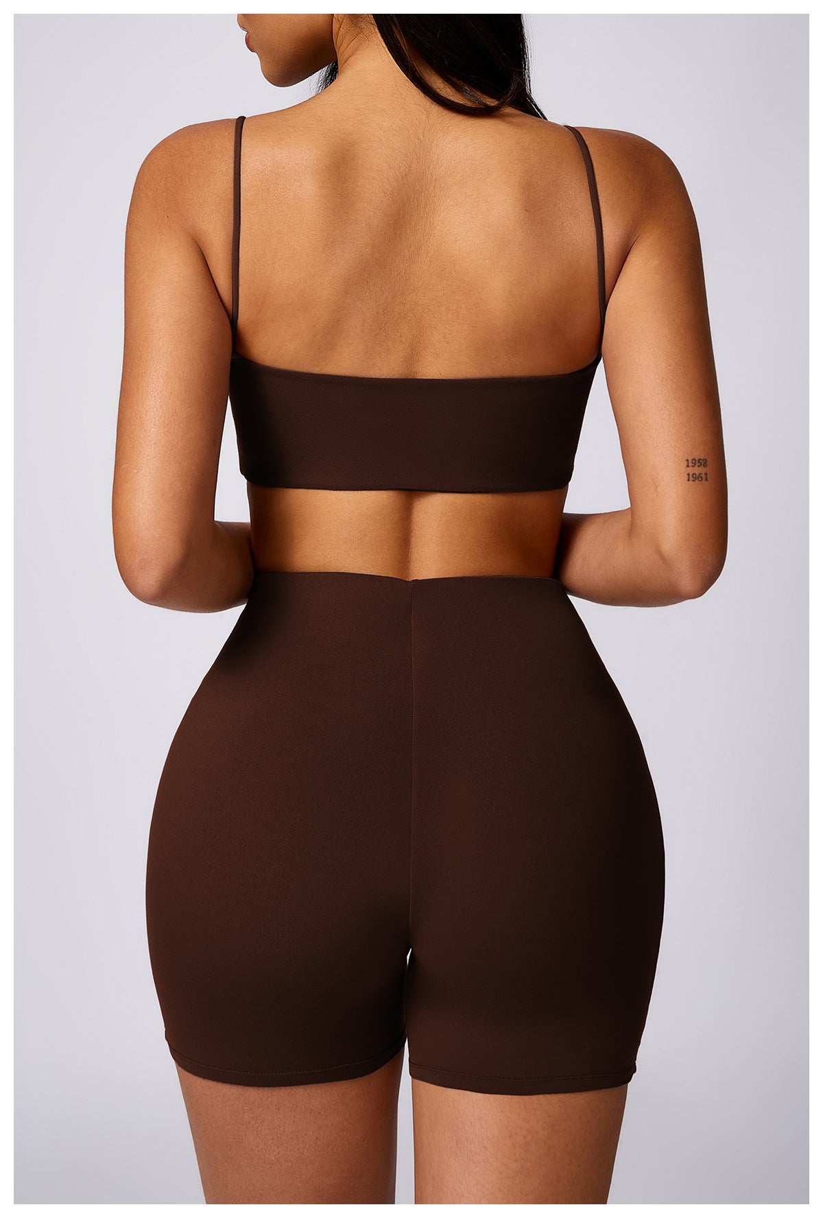 Seamless medium support bra