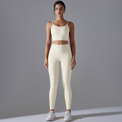 Quick dry two piece fitness set