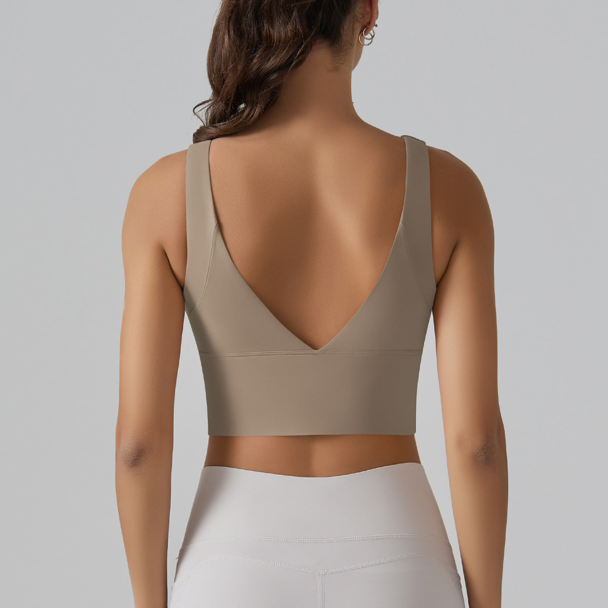 Seamless deep back sports bra
