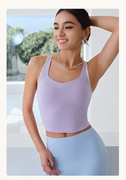 Contrast trim vest