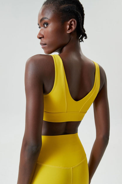 Seamless high support sports bra