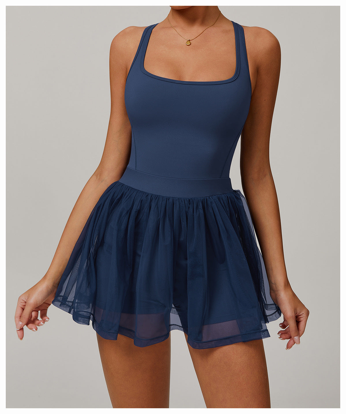 Padded knitted dress with mesh