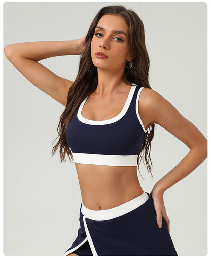 Contrast detail sports bra