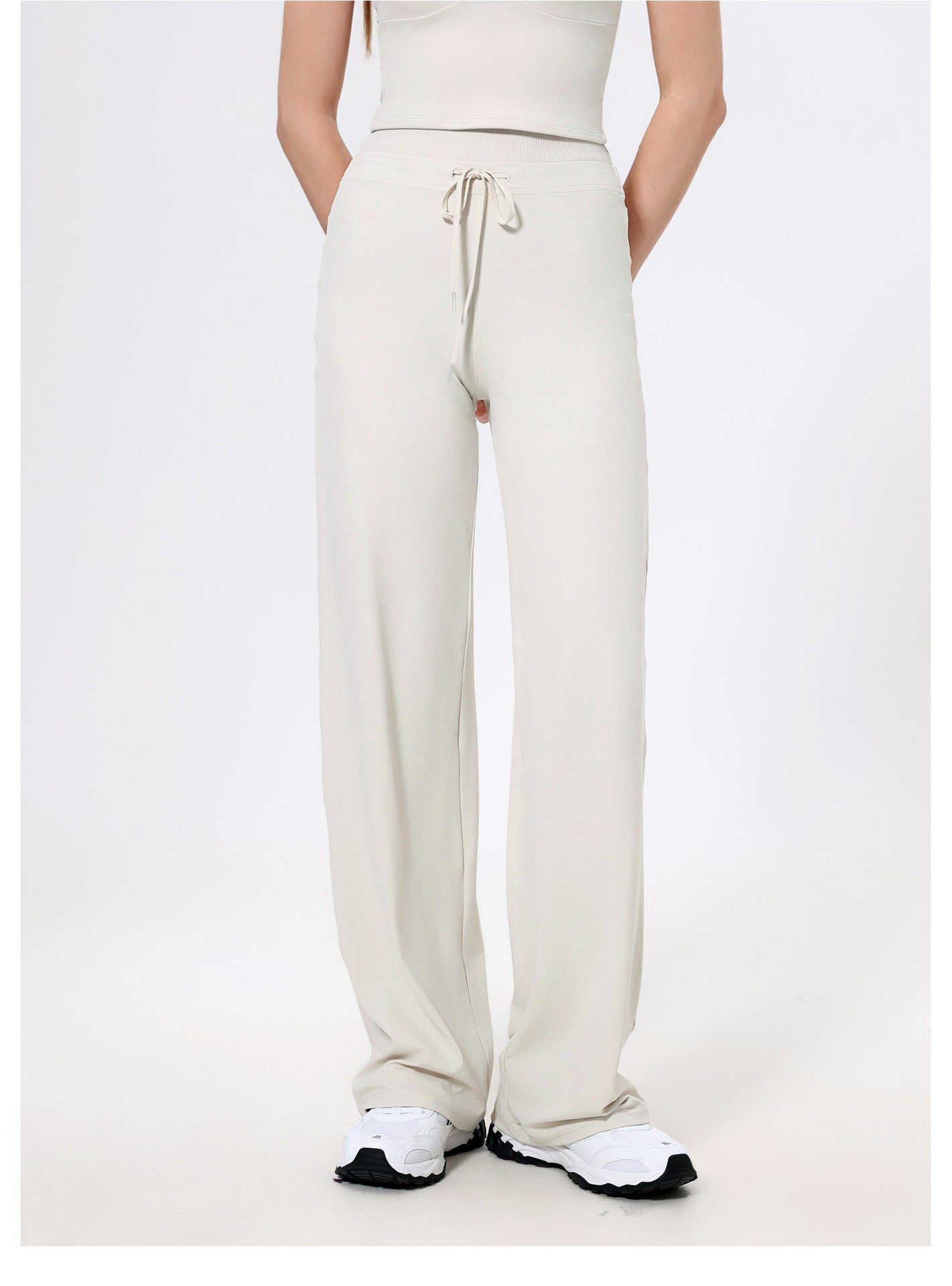 High waist trousers with drawstrings
