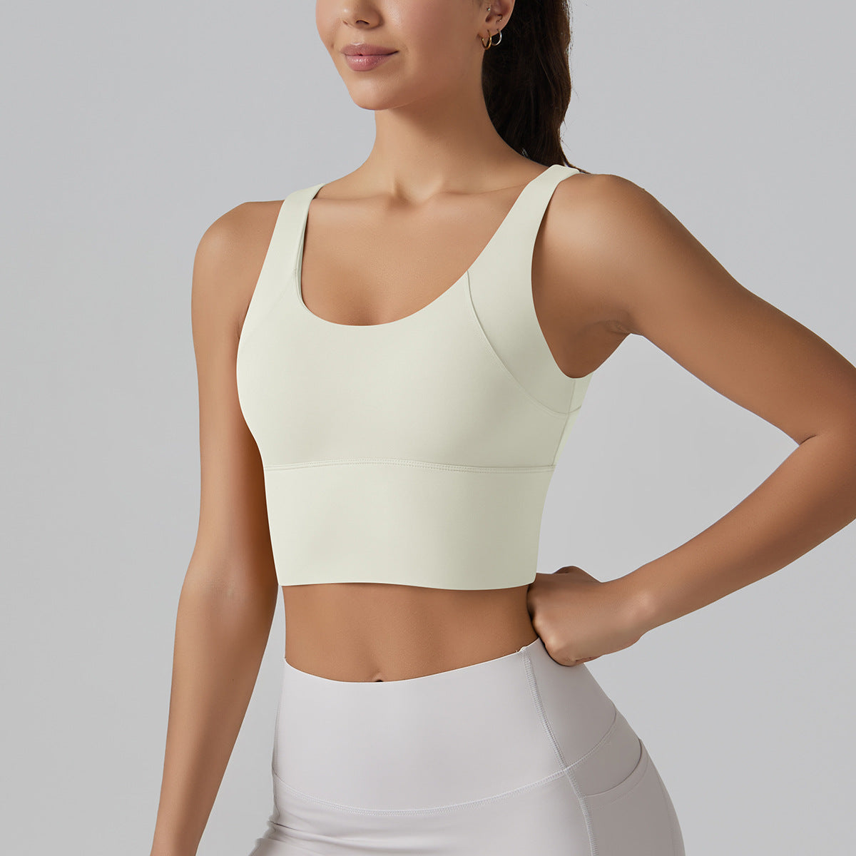 Seamless deep back sports bra