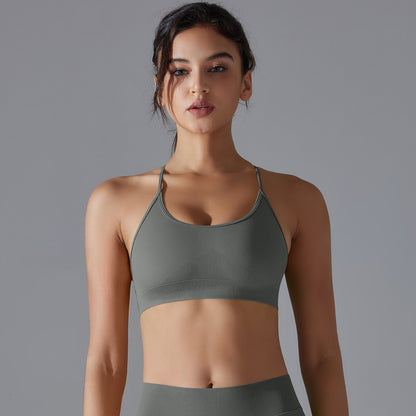 Seamless cross back sports bra