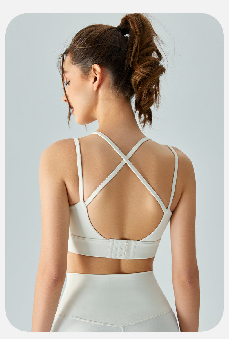Seamless cross back bra