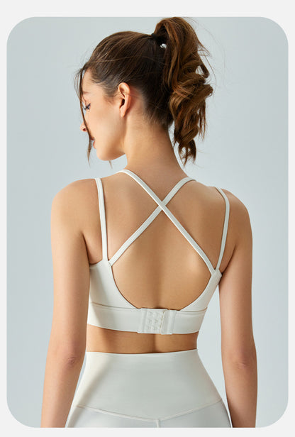 Seamless cross back bra