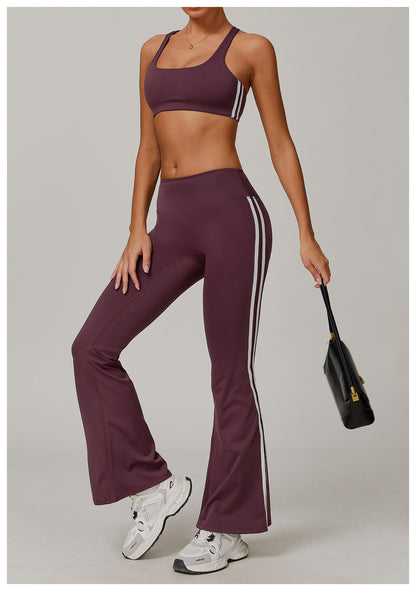 Contrast stripe sports bra