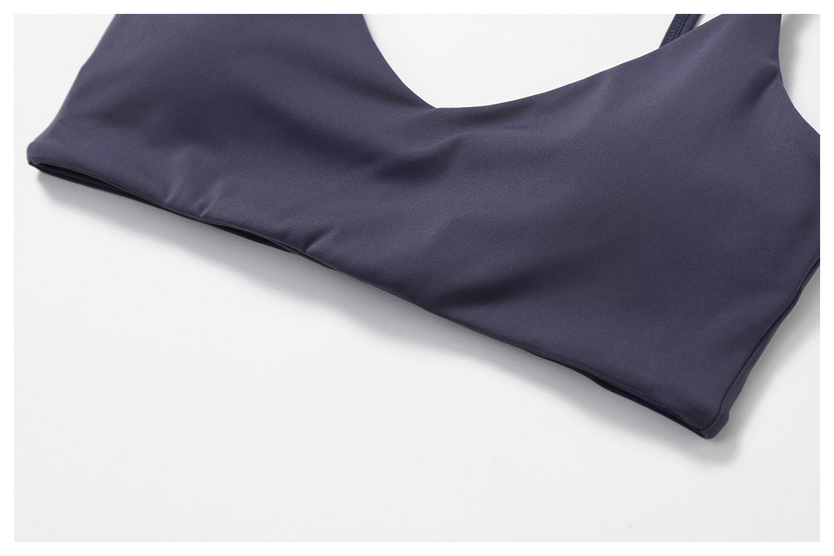 Seamless sports bra