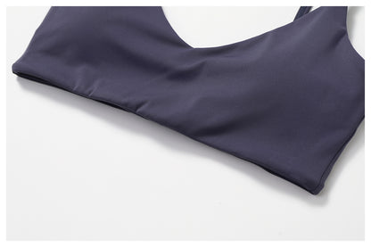 Seamless sports bra
