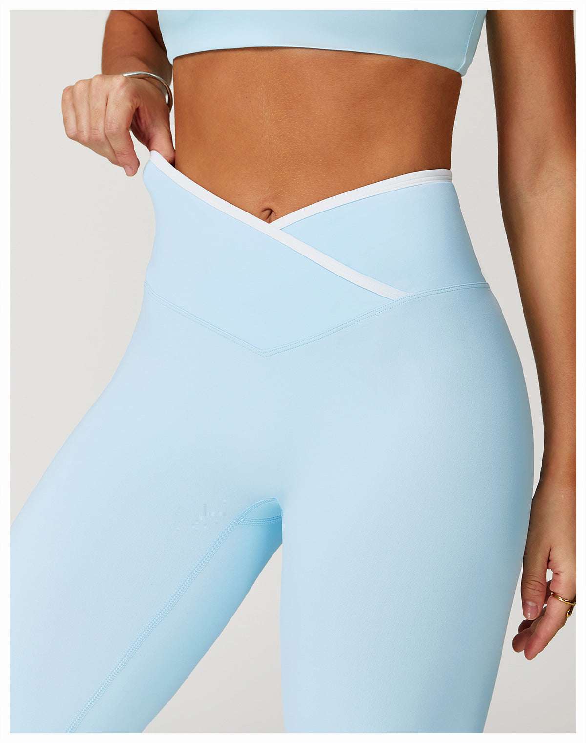 Cross waist leggings