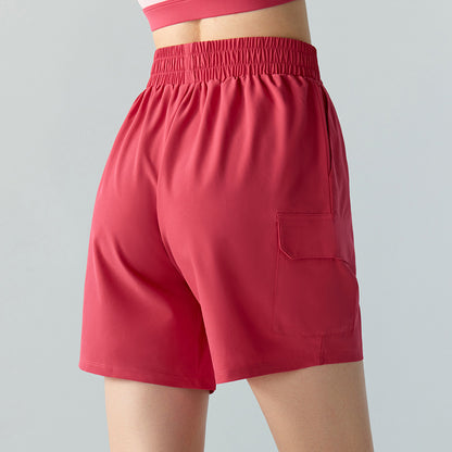 Fitness shorts with pockets