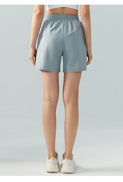 Training shorts with  pockets