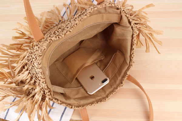 Straw shoulder bag