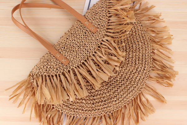 Straw shoulder bag