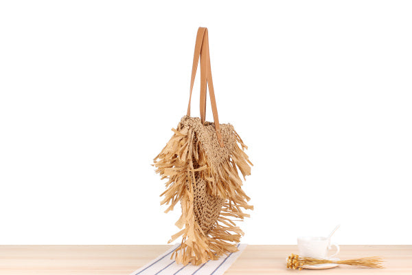 Straw shoulder bag
