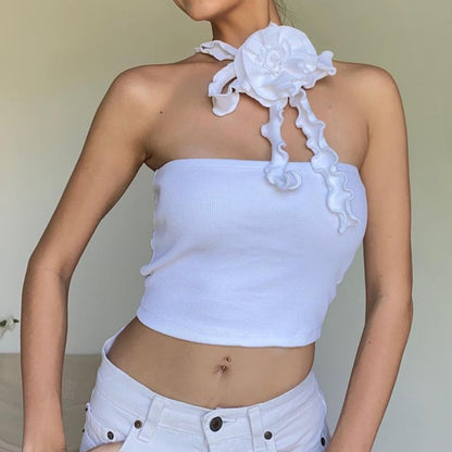 Knitted top with 3D floral applique