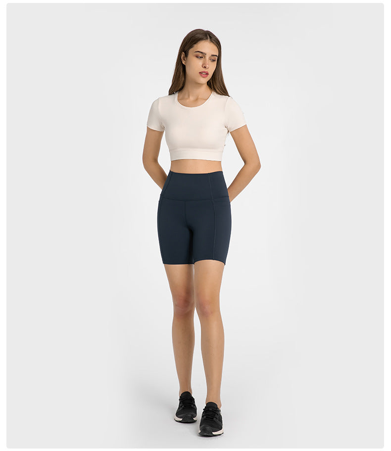 High waist shorts with side Pocket