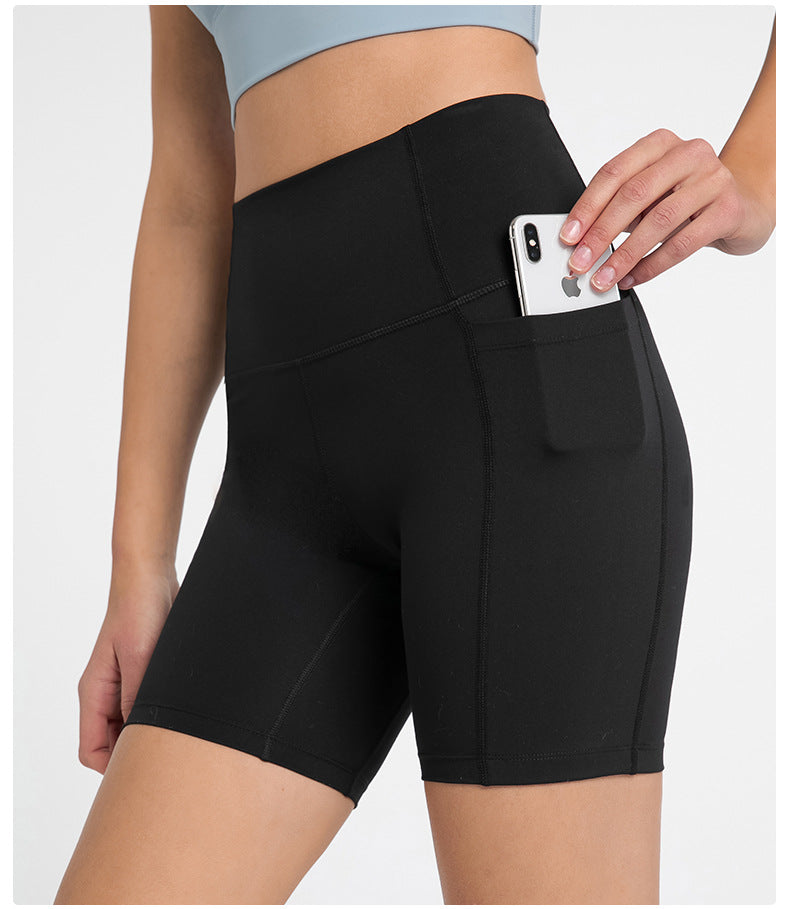 High waist shorts with side Pocket
